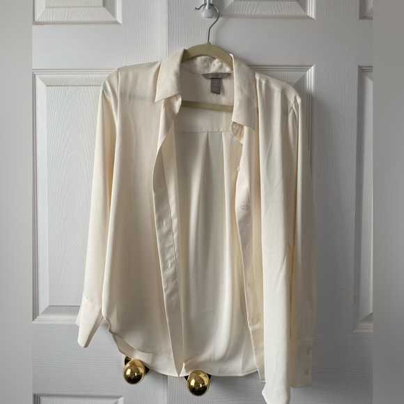 SOLD - H&M Button Down Top - Picture 1 of 2